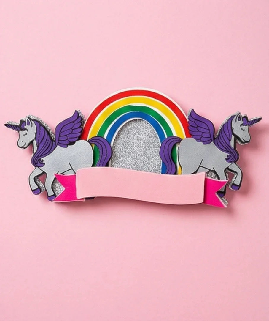 קישוט לעוגה (Cake Topper) בעיצוב חד קרן- עבודת יד בשכבות נייר