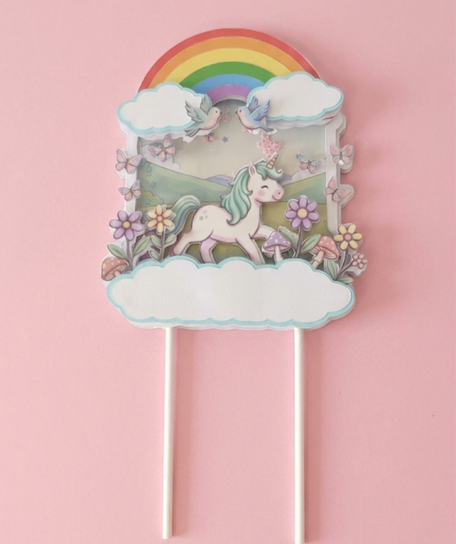 קישוט לעוגה (Cake Topper) בעיצוב חד קרן קסום- עבודת יד בשכבות נייר